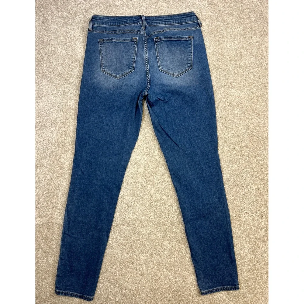Old Navy Rockstar Super Skinny Blue Denim Distressed Jeans Women's Size 8‎